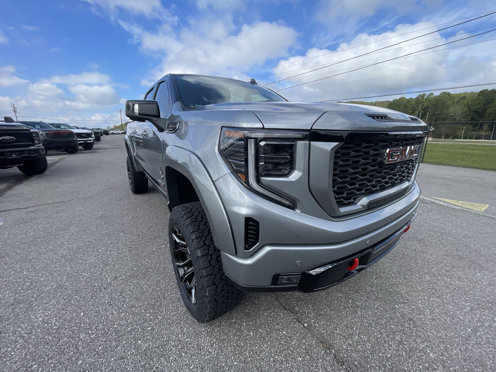 Vehicle Image 10