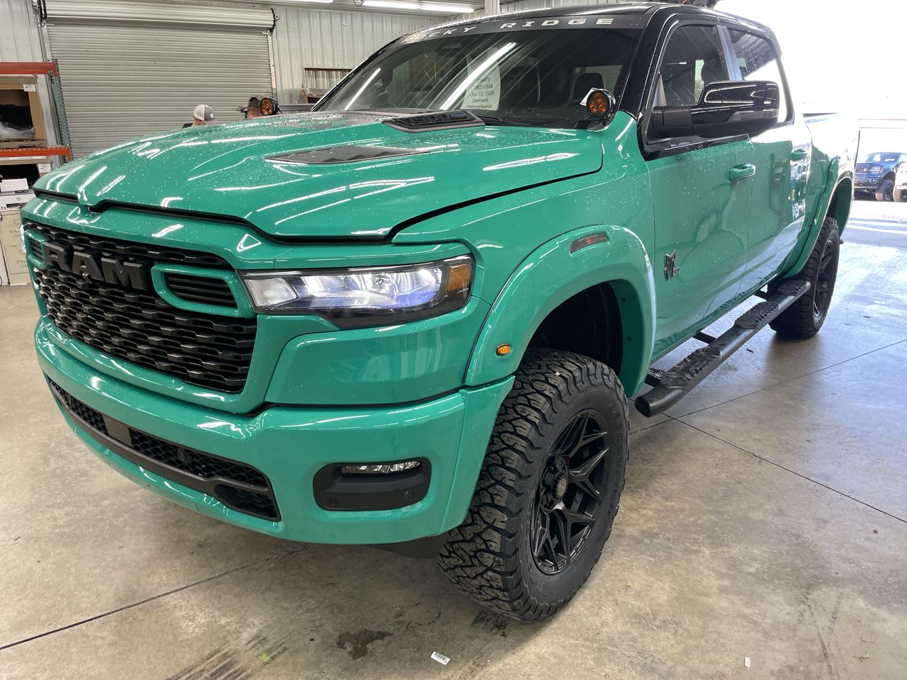 Vehicle Image 10