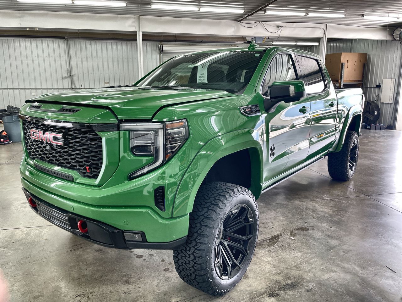 Vehicle Image 10