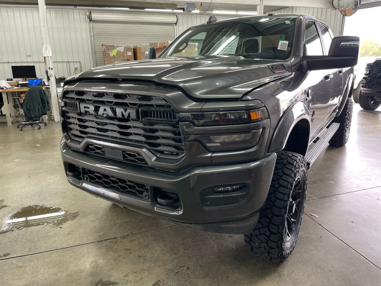 Vehicle Image 10