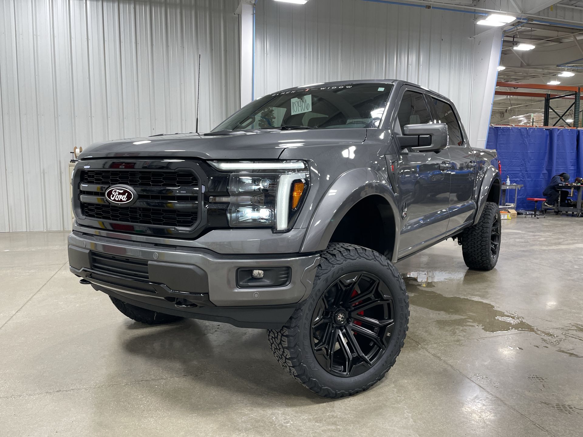 Vehicle Image 10