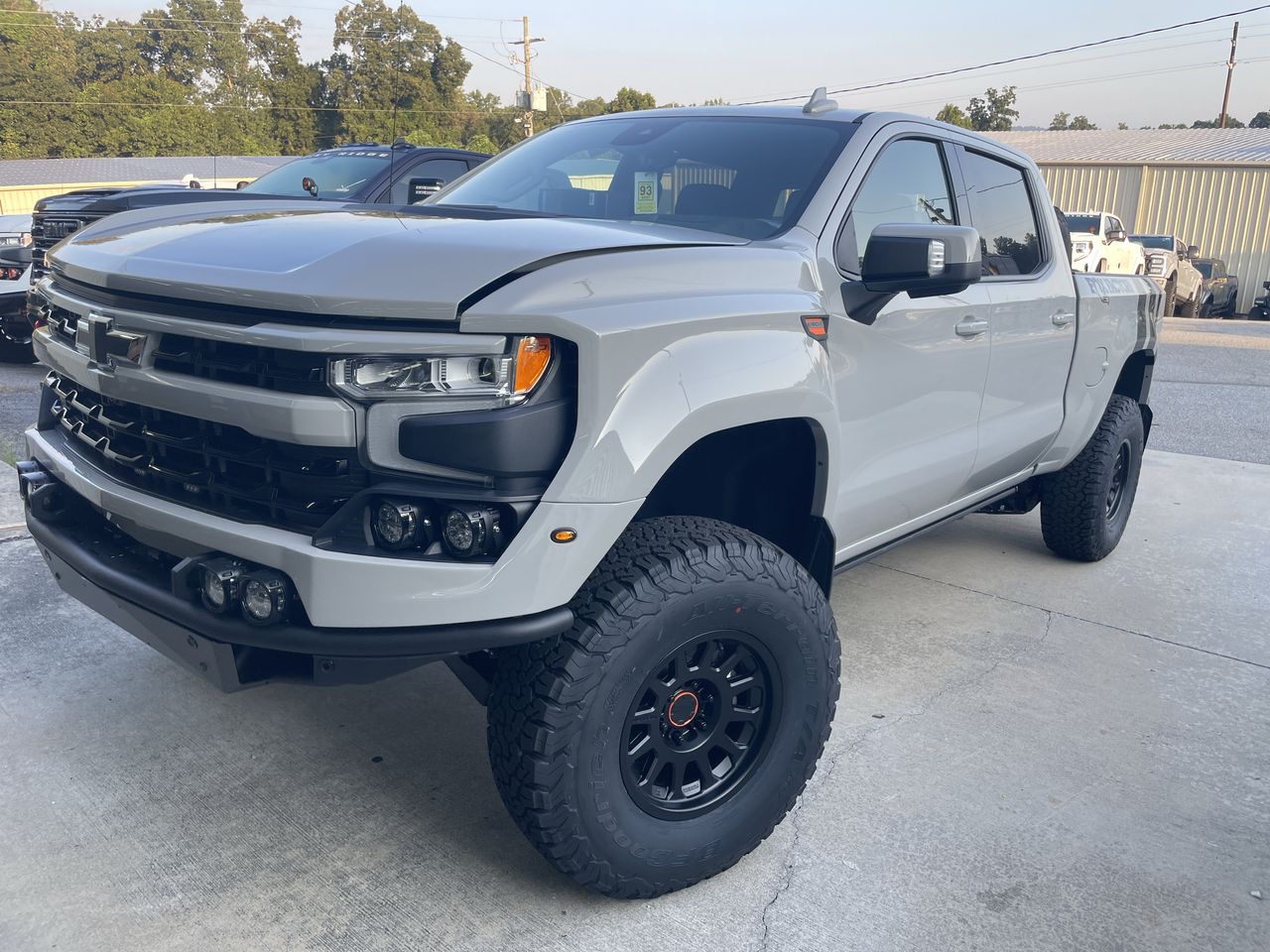 Vehicle Image 10