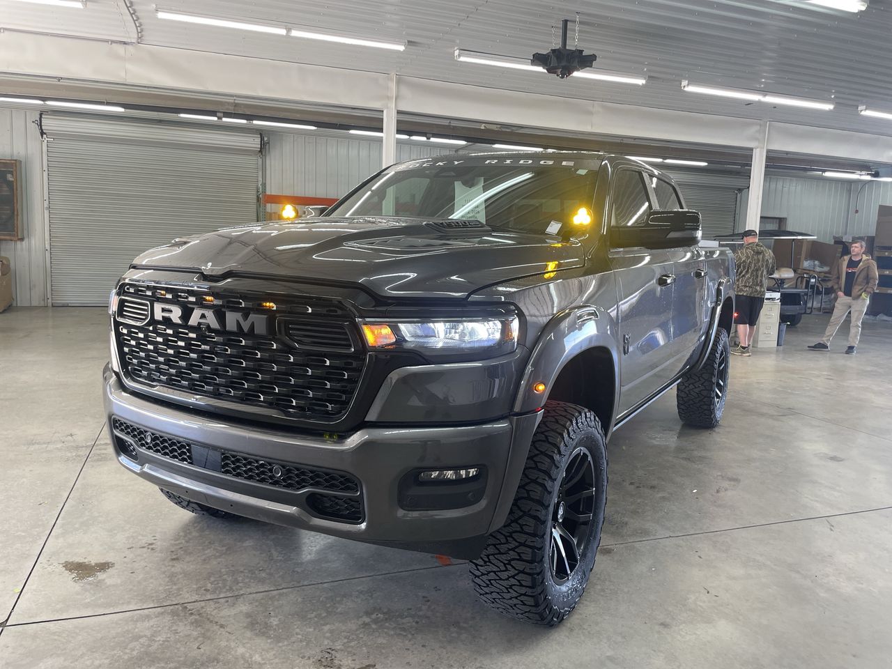 Vehicle Image 10