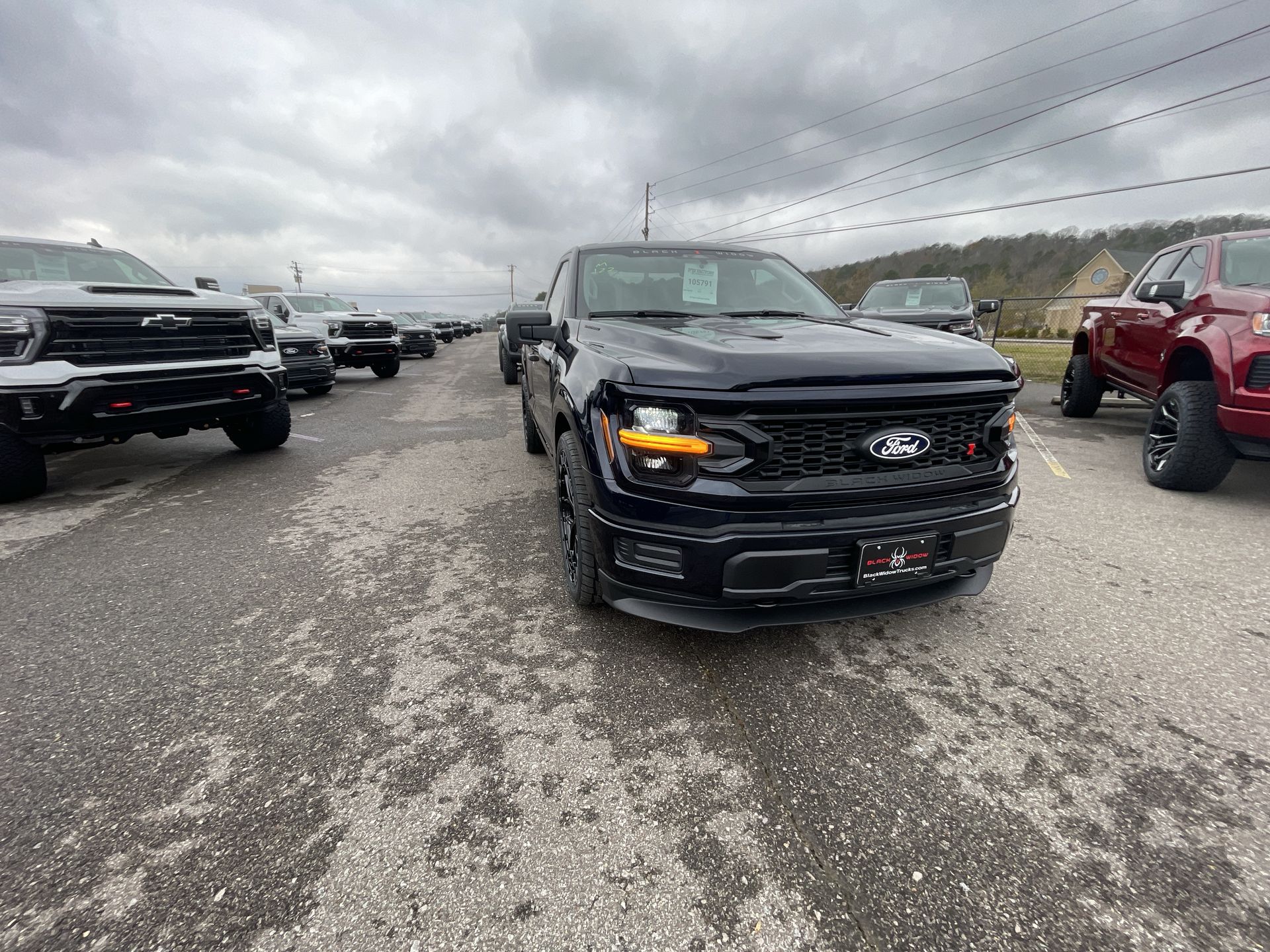 Vehicle Image 10