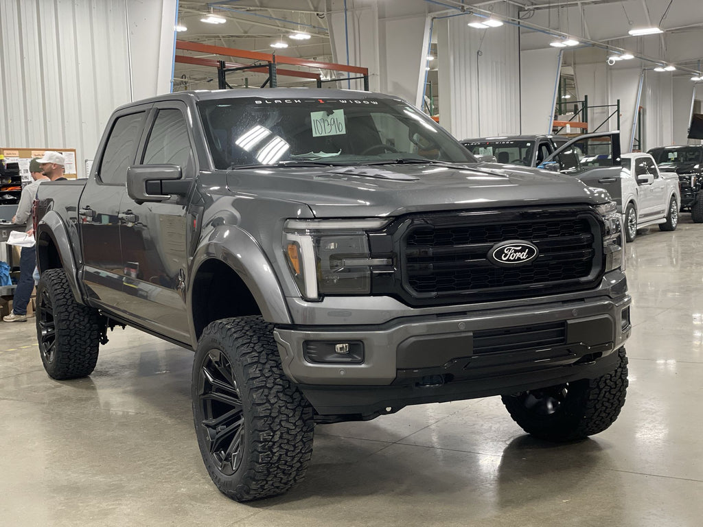 Vehicle Image 10
