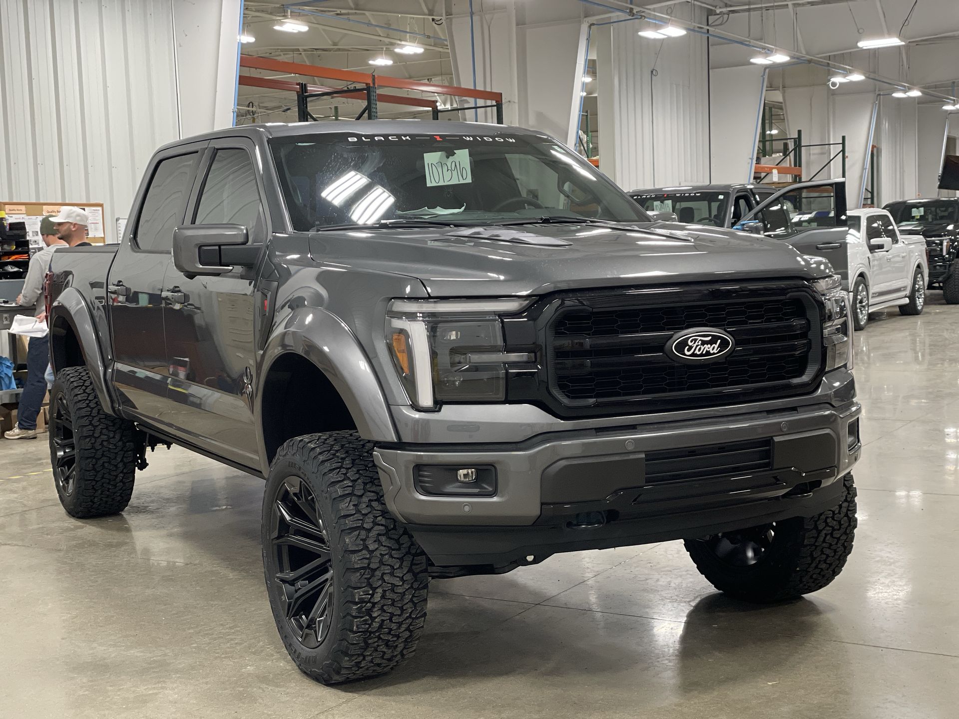 Vehicle Image 10