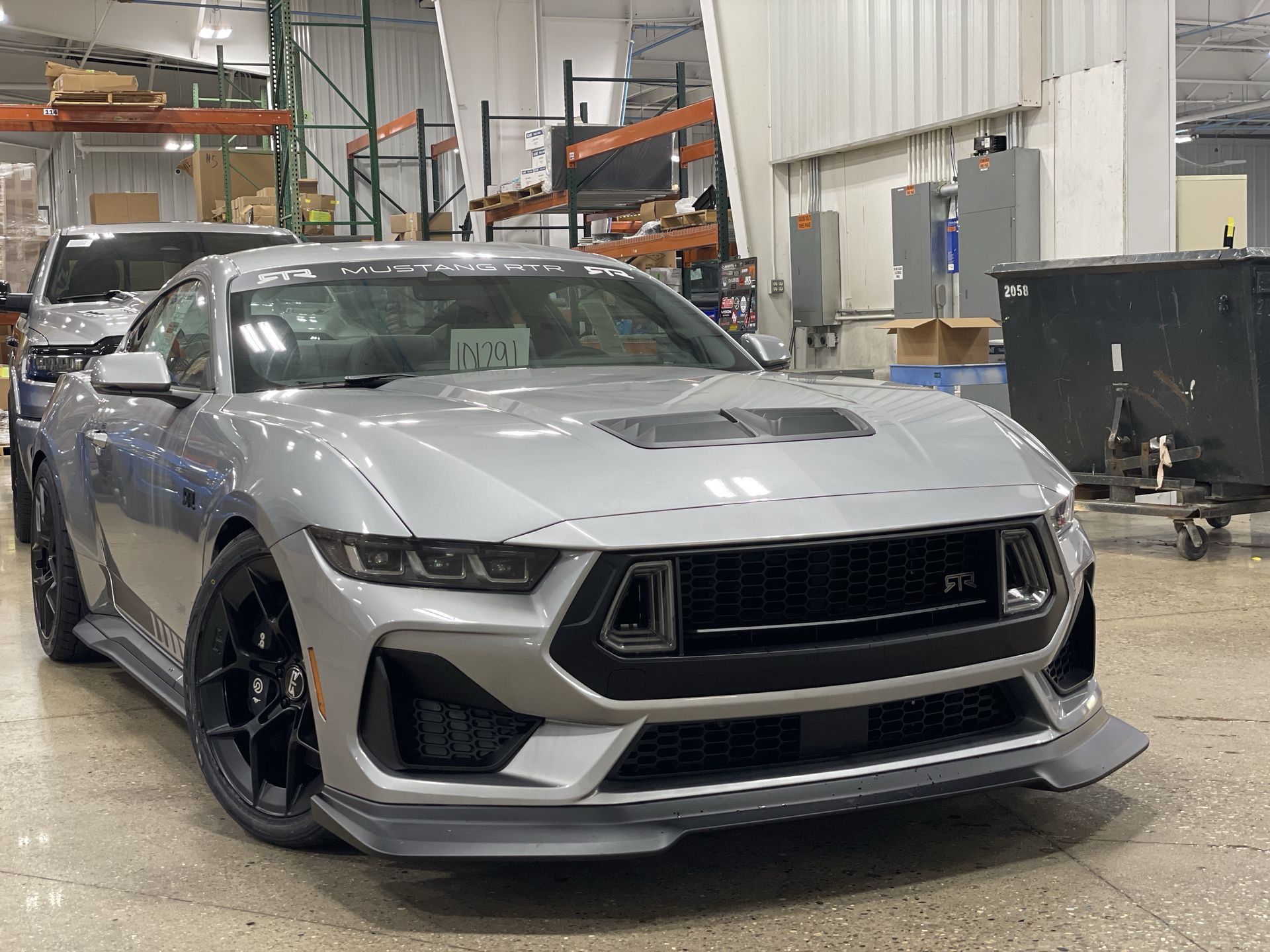 Vehicle Image 10
