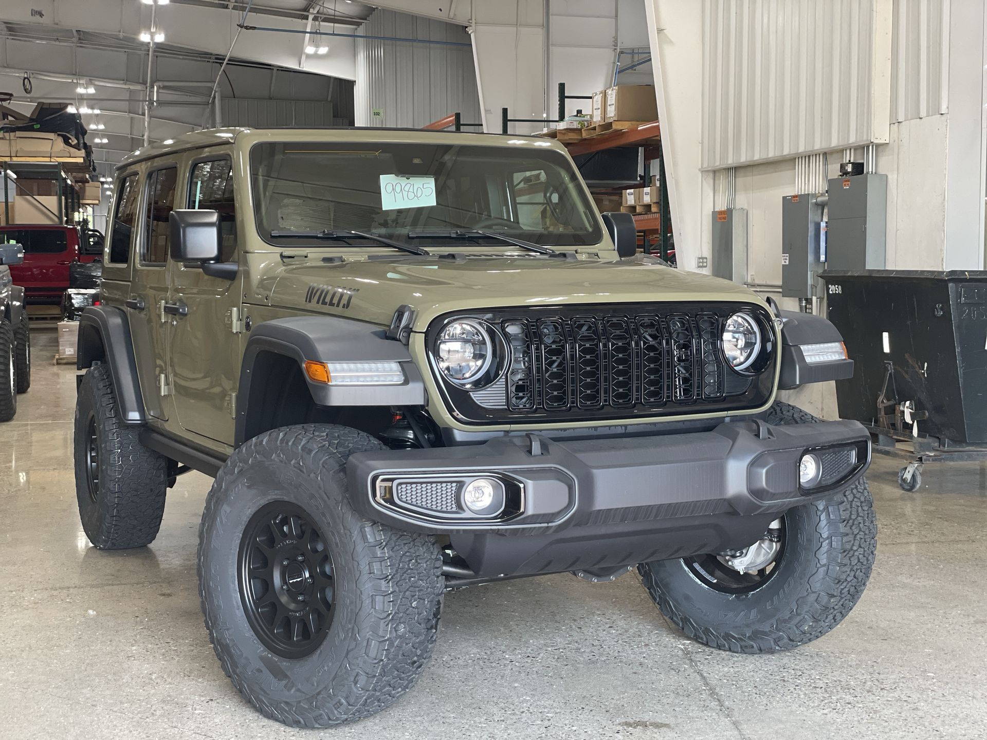 Vehicle Image 10