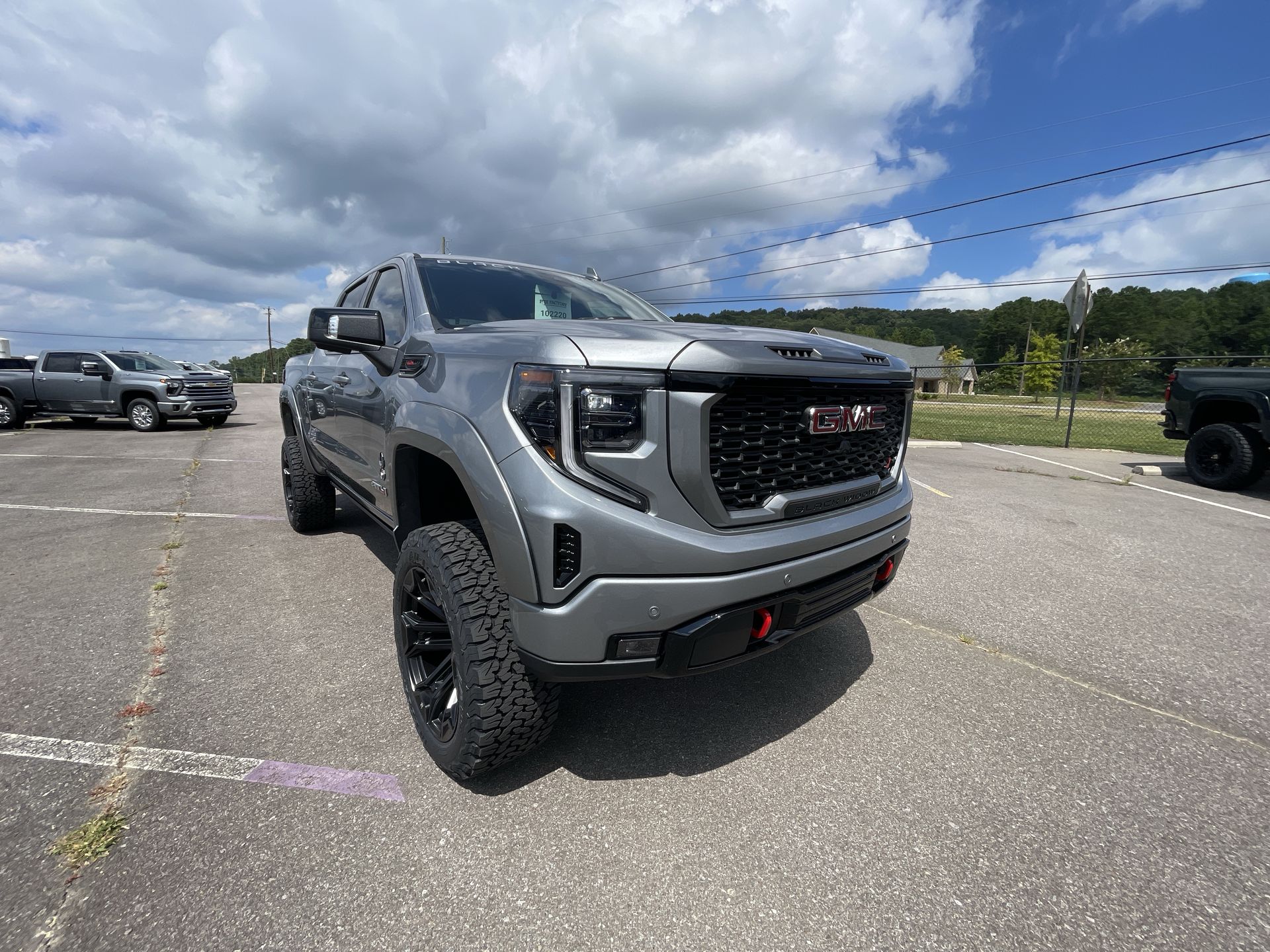 Vehicle Image 10