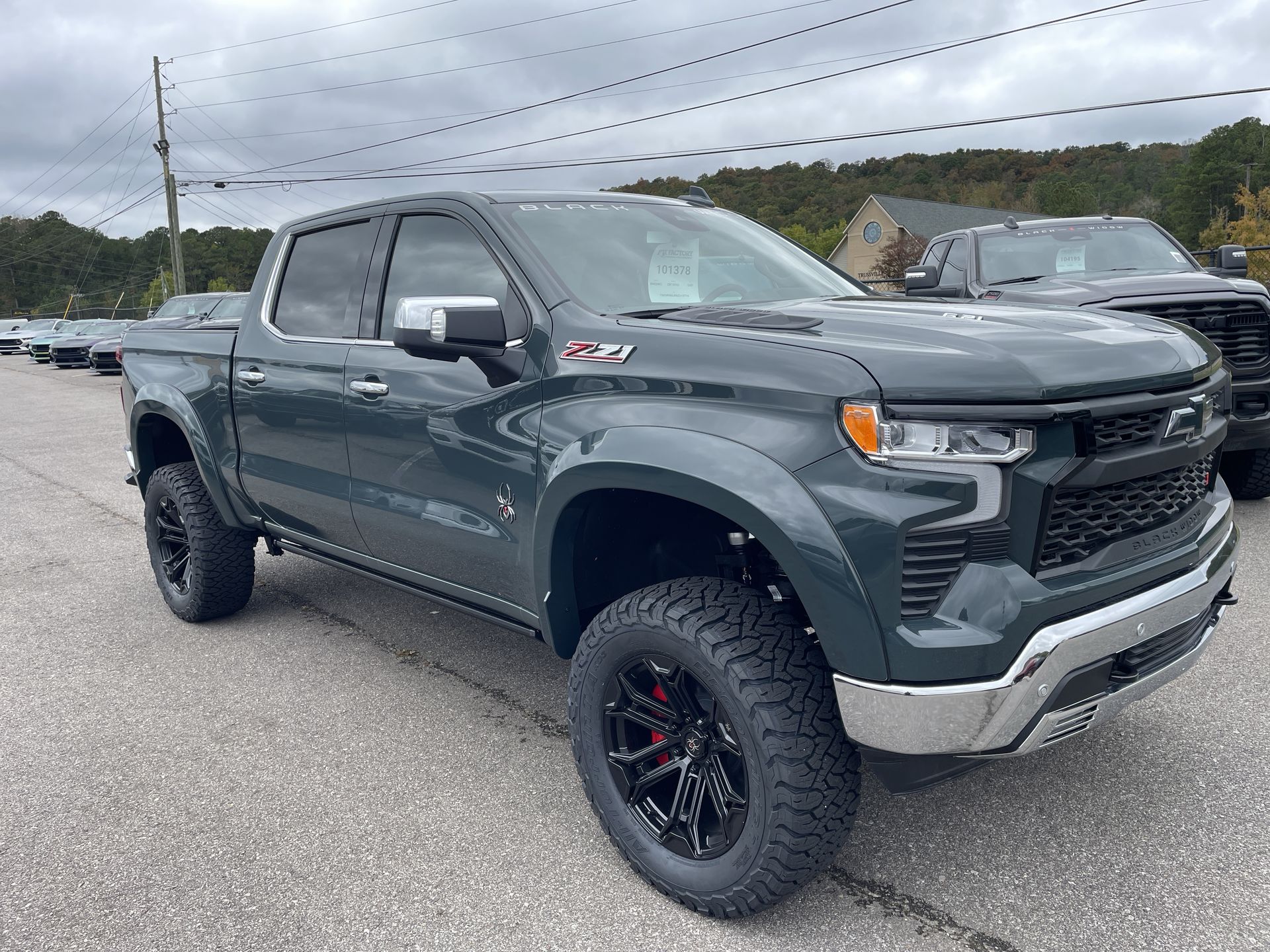 Vehicle Image 10