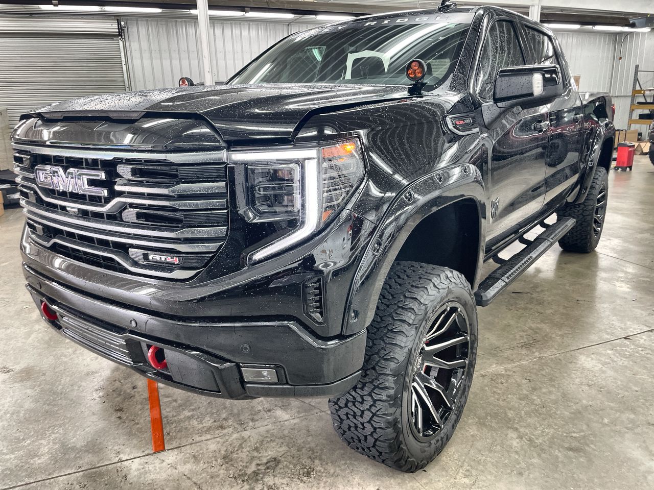 Vehicle Image 10