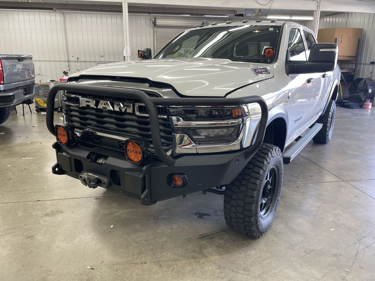 Vehicle Image 10