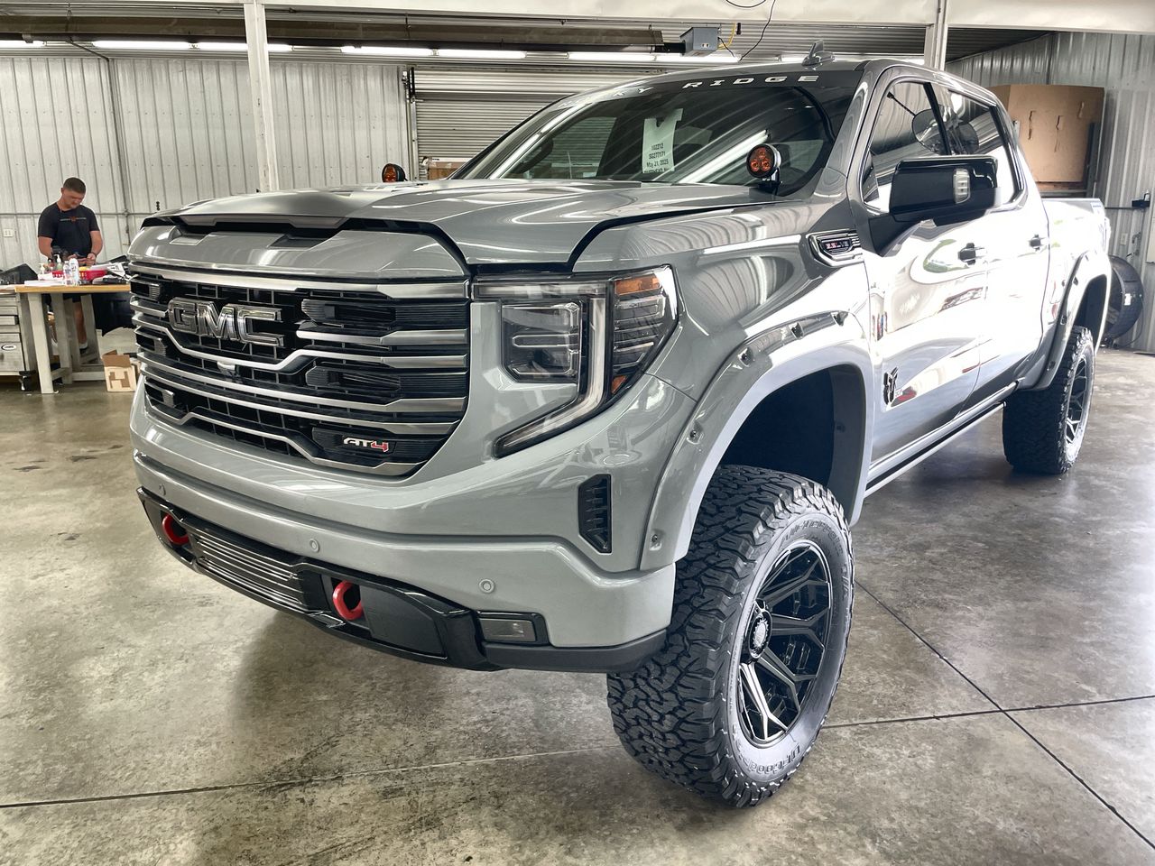 Vehicle Image 10