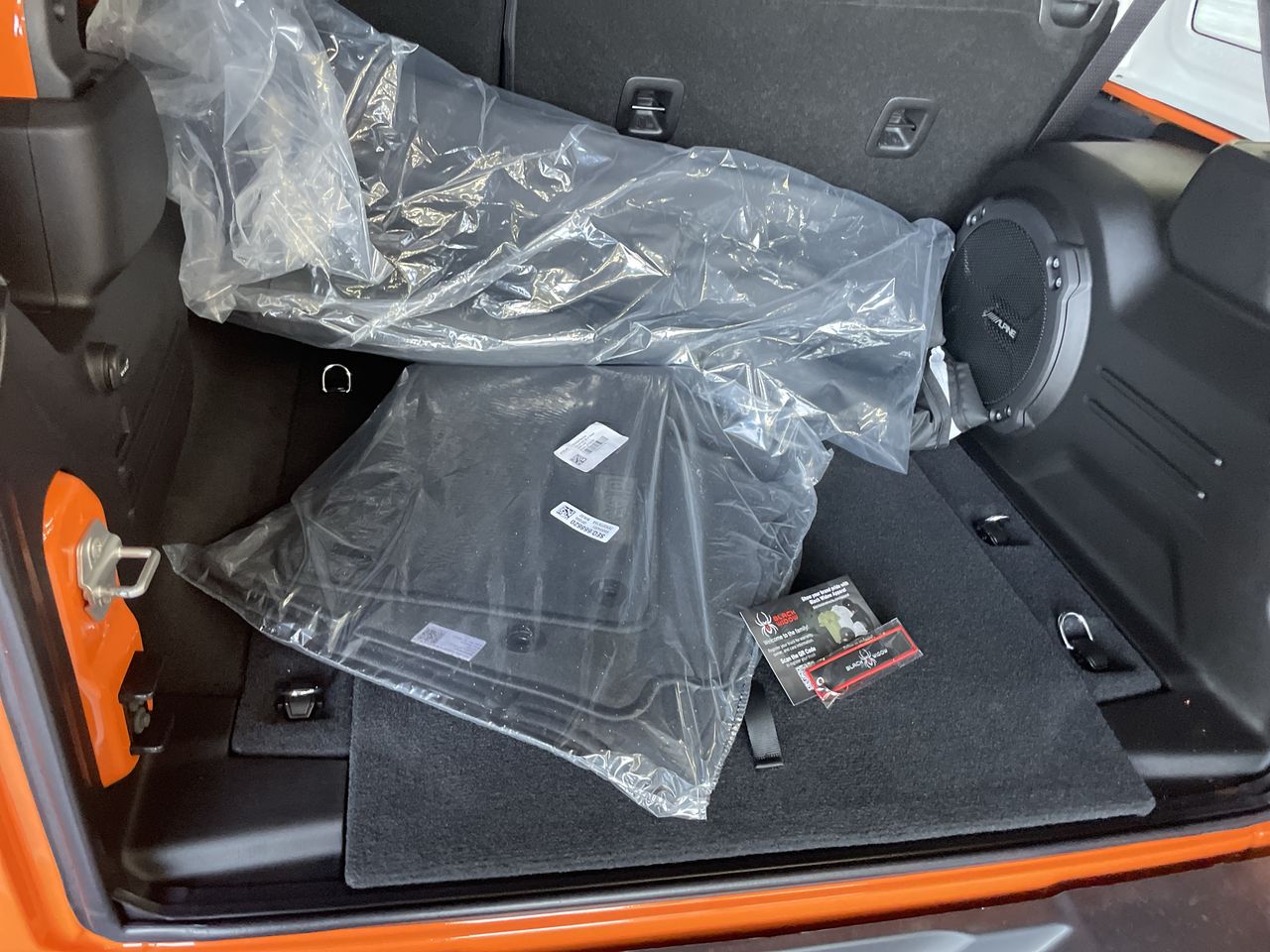 Vehicle Image 10