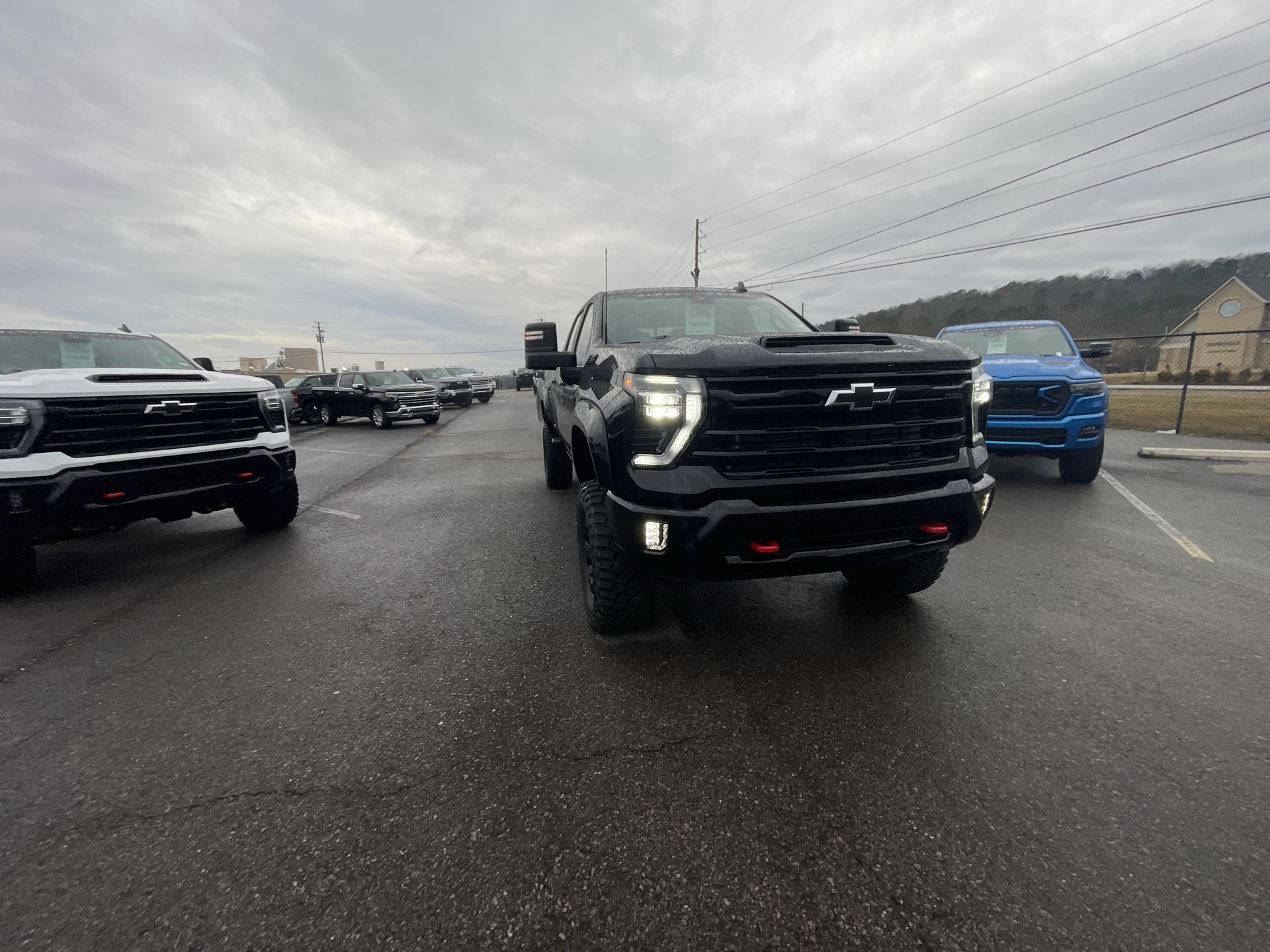 Vehicle Image 10