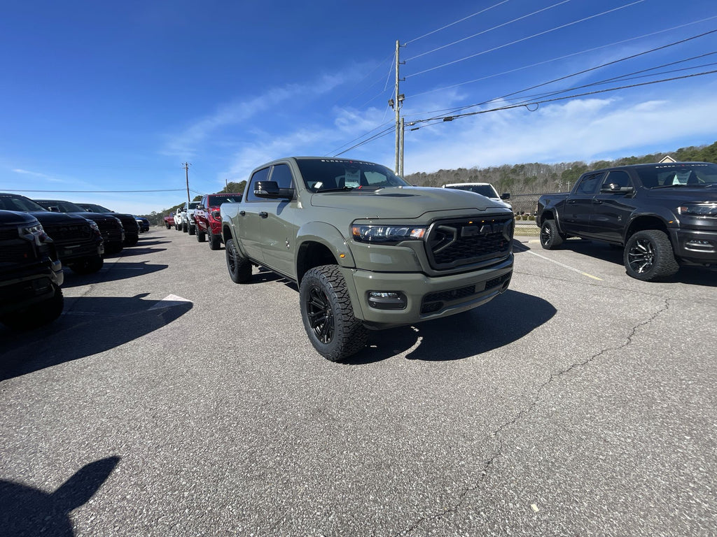 Vehicle Image 10