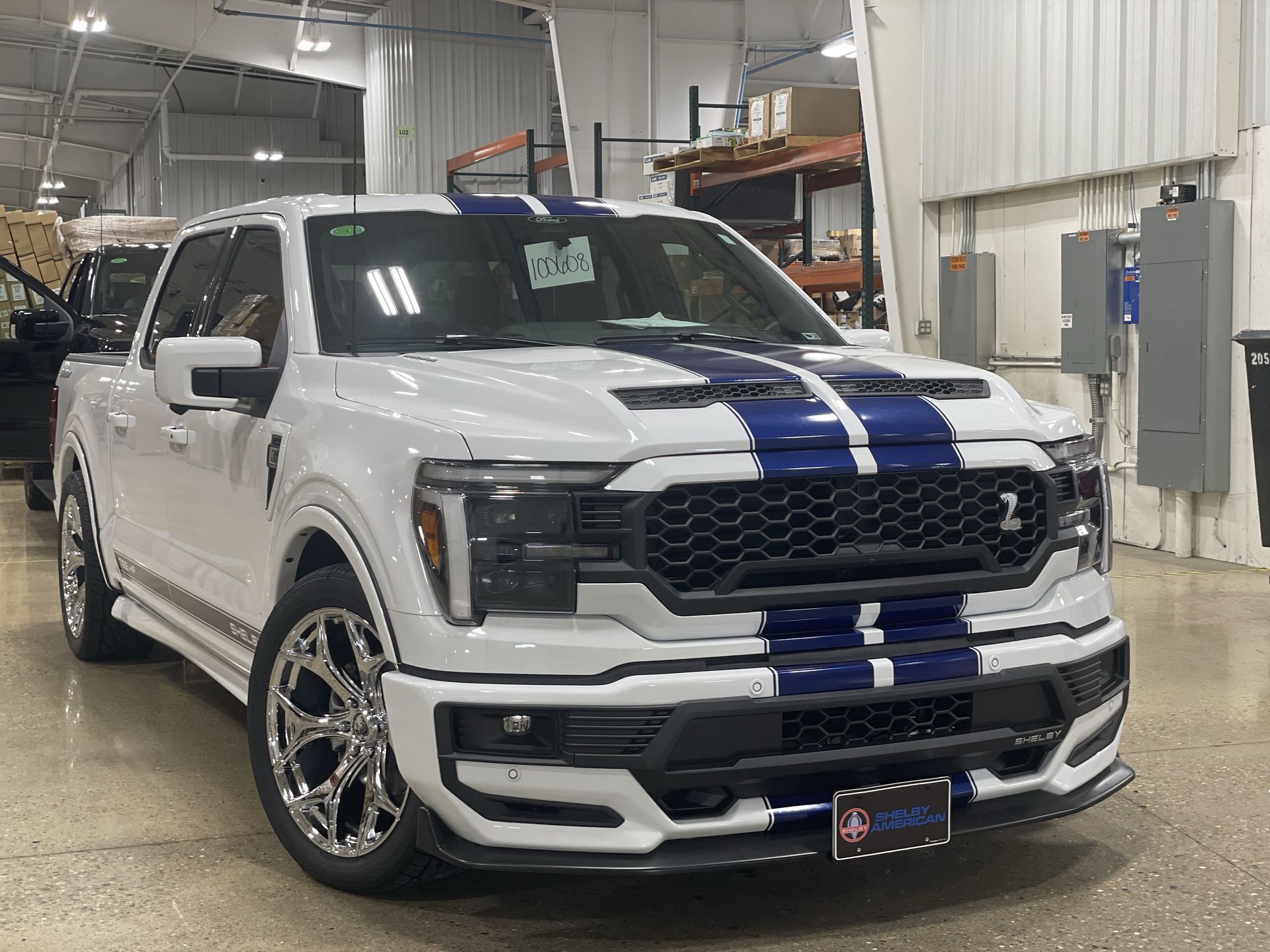 Vehicle Image 10