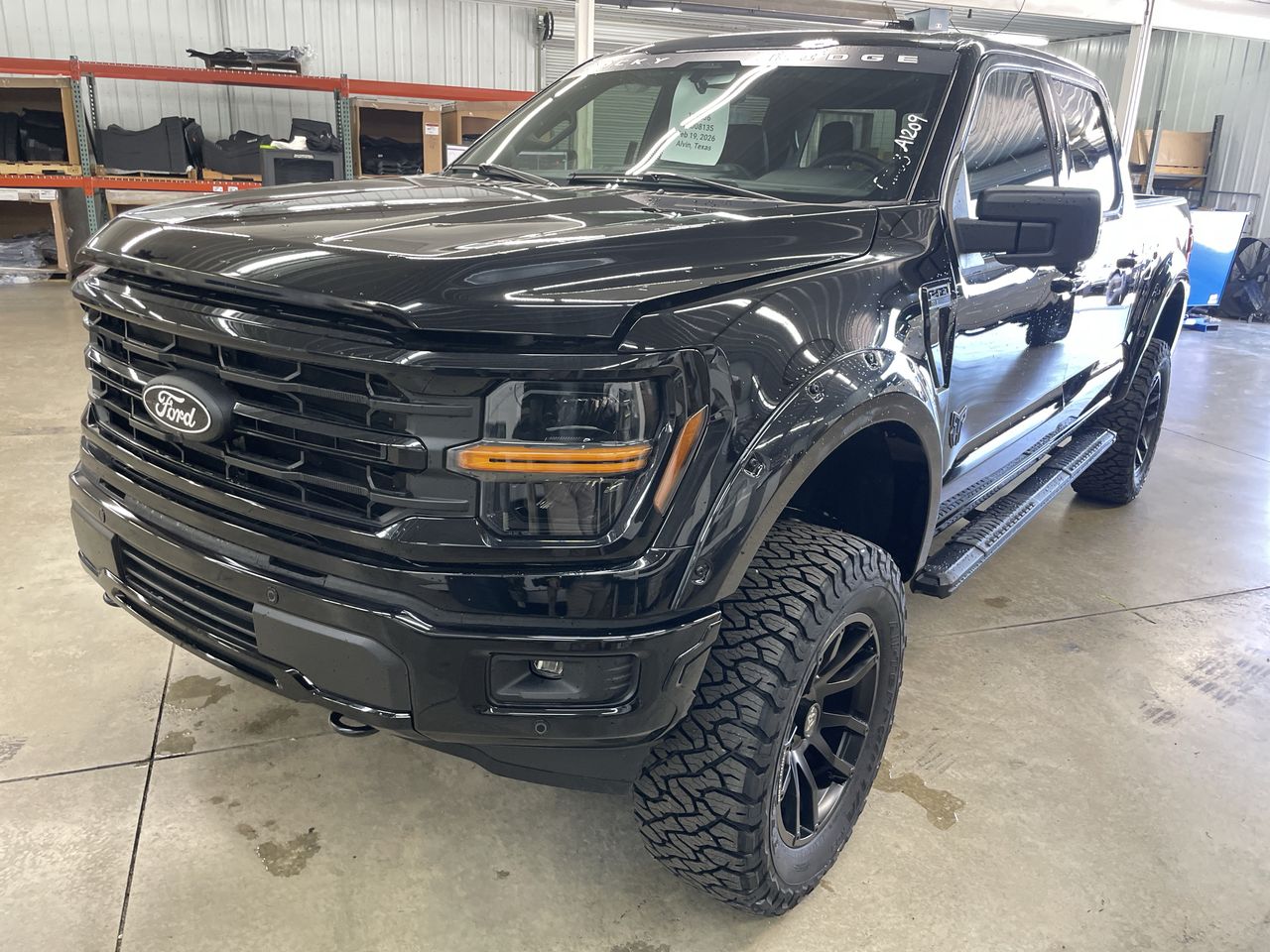 Vehicle Image 10