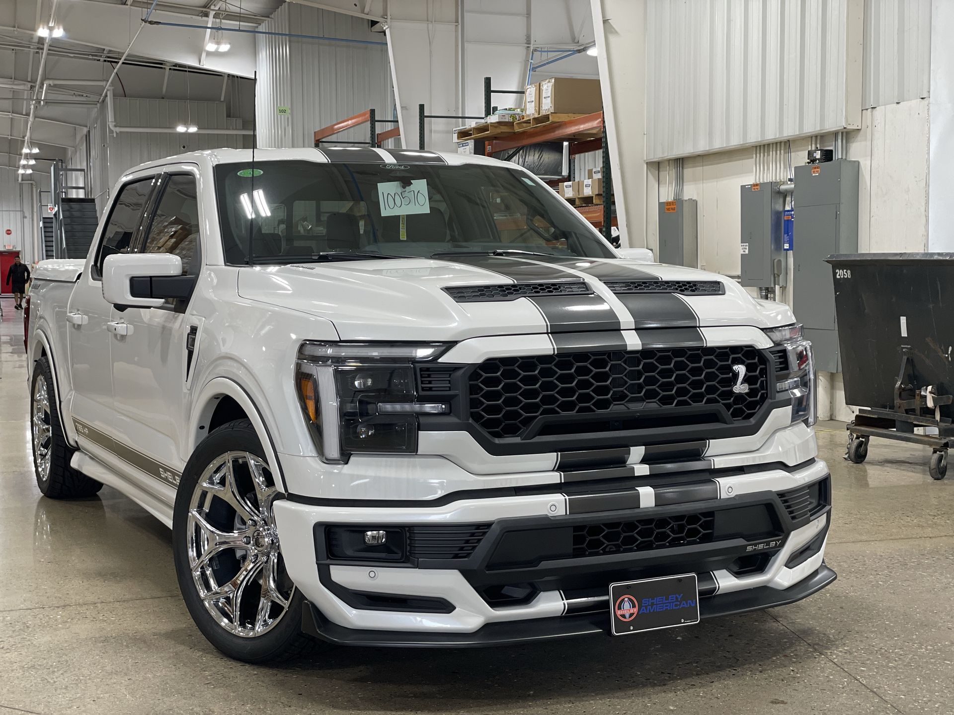 Vehicle Image 10