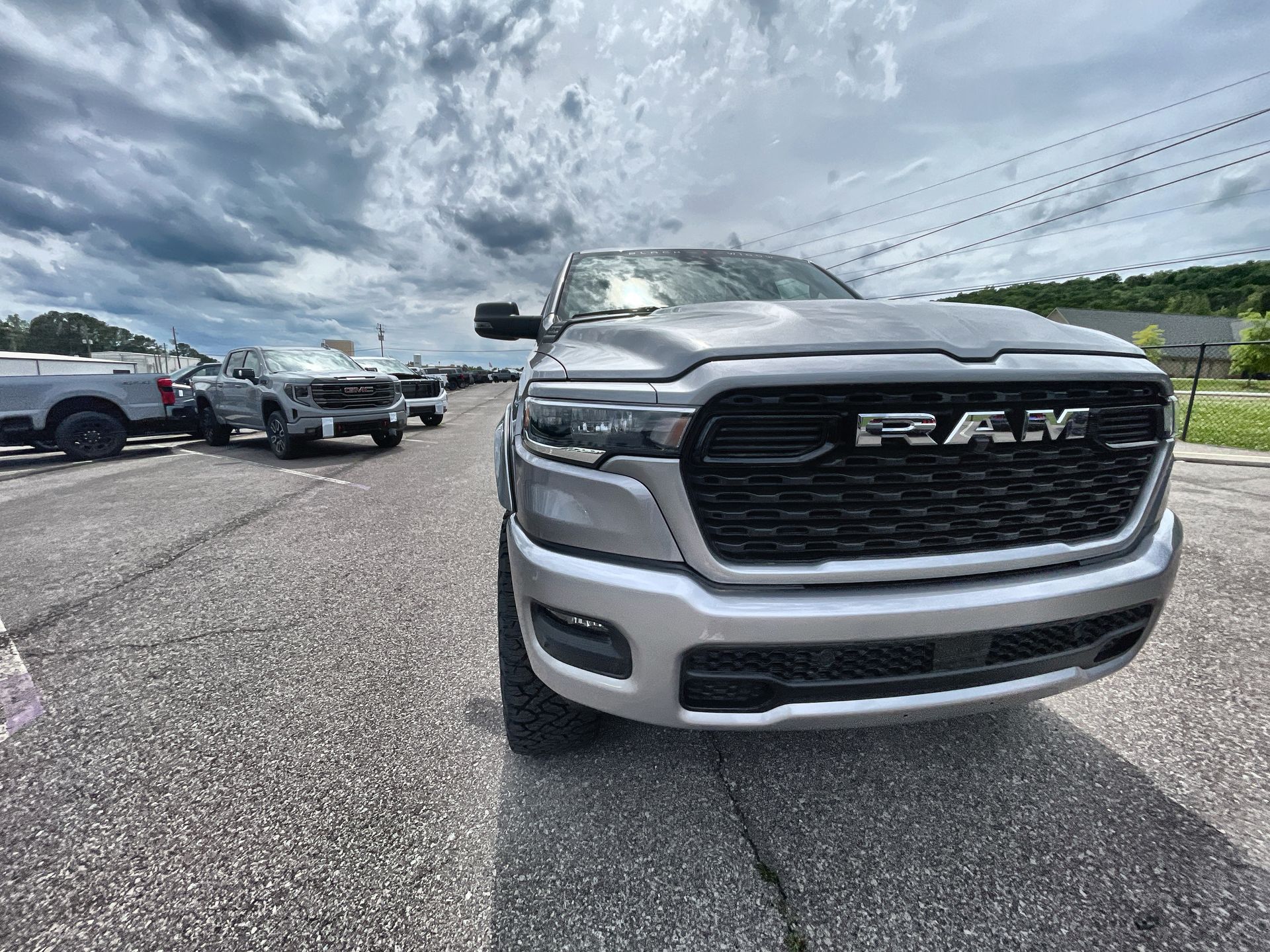 Vehicle Image 10