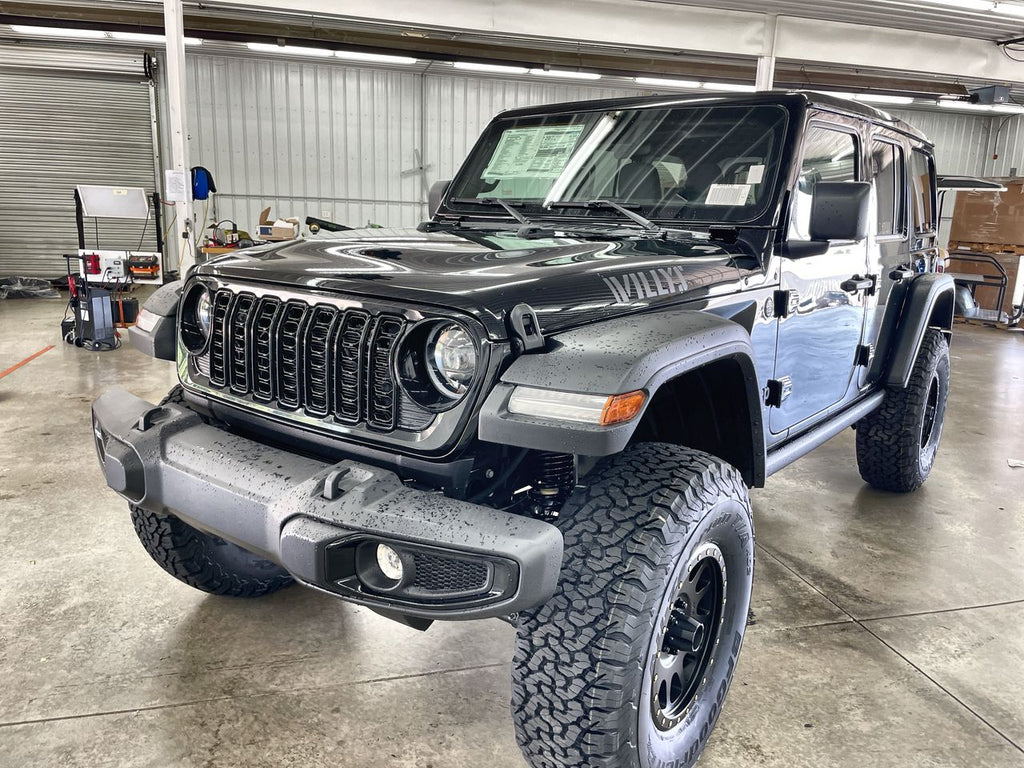Vehicle Image 10
