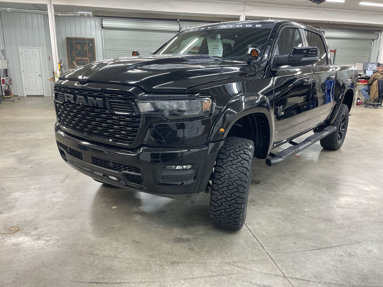 Vehicle Image 10