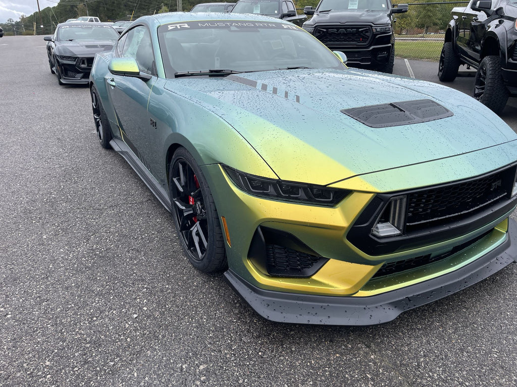 Vehicle Image 10