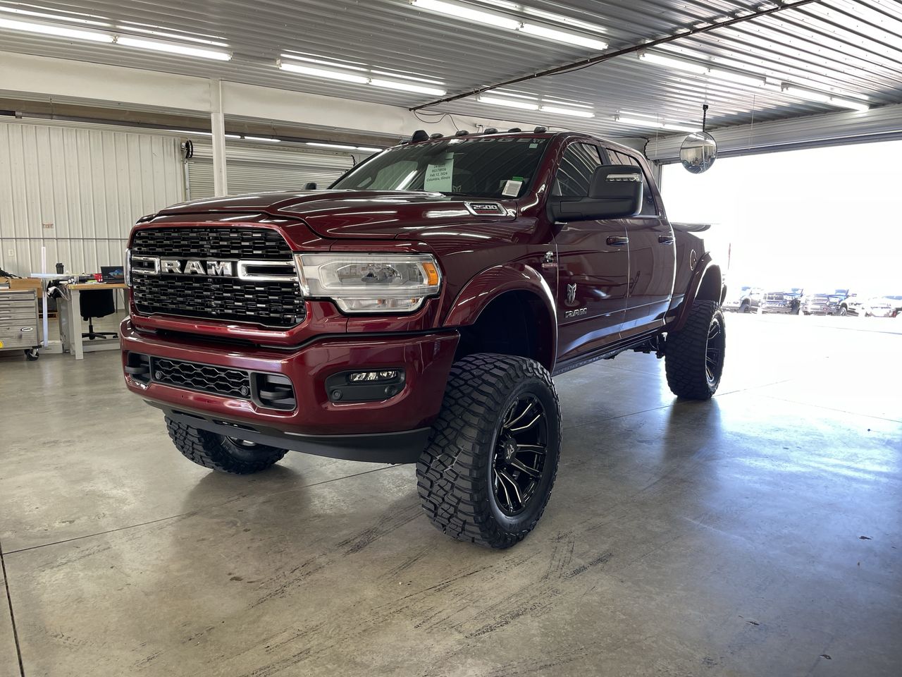 Vehicle Image 10