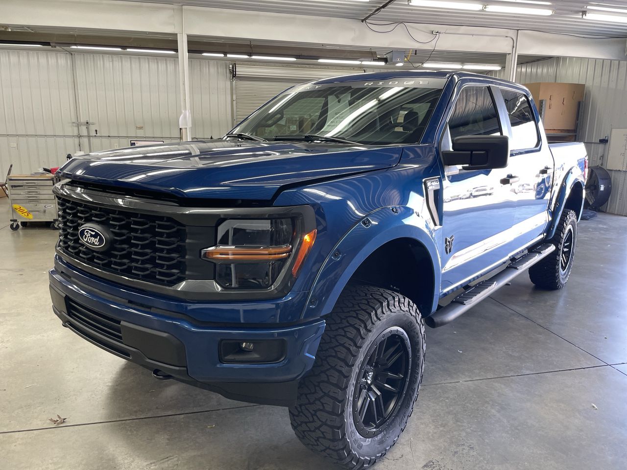 Vehicle Image 10