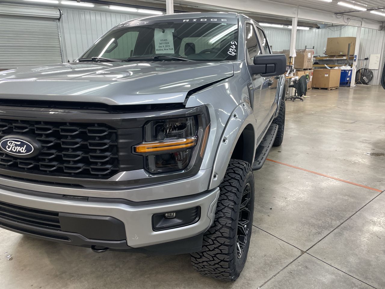 Vehicle Image 10