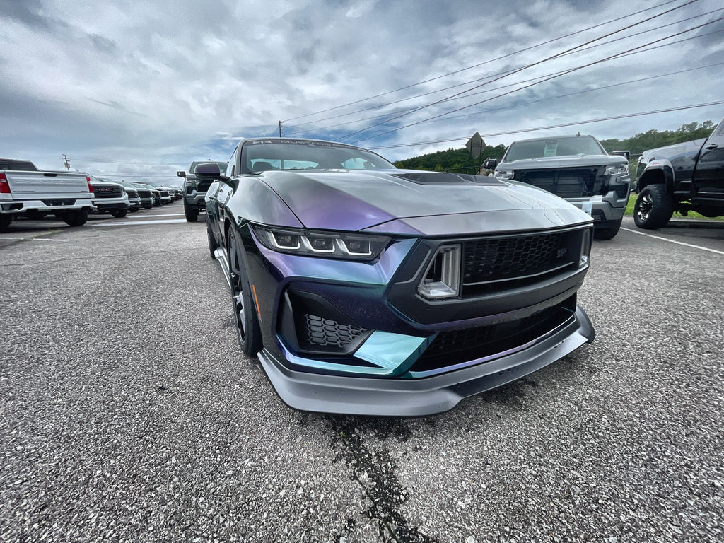 Vehicle Image 10