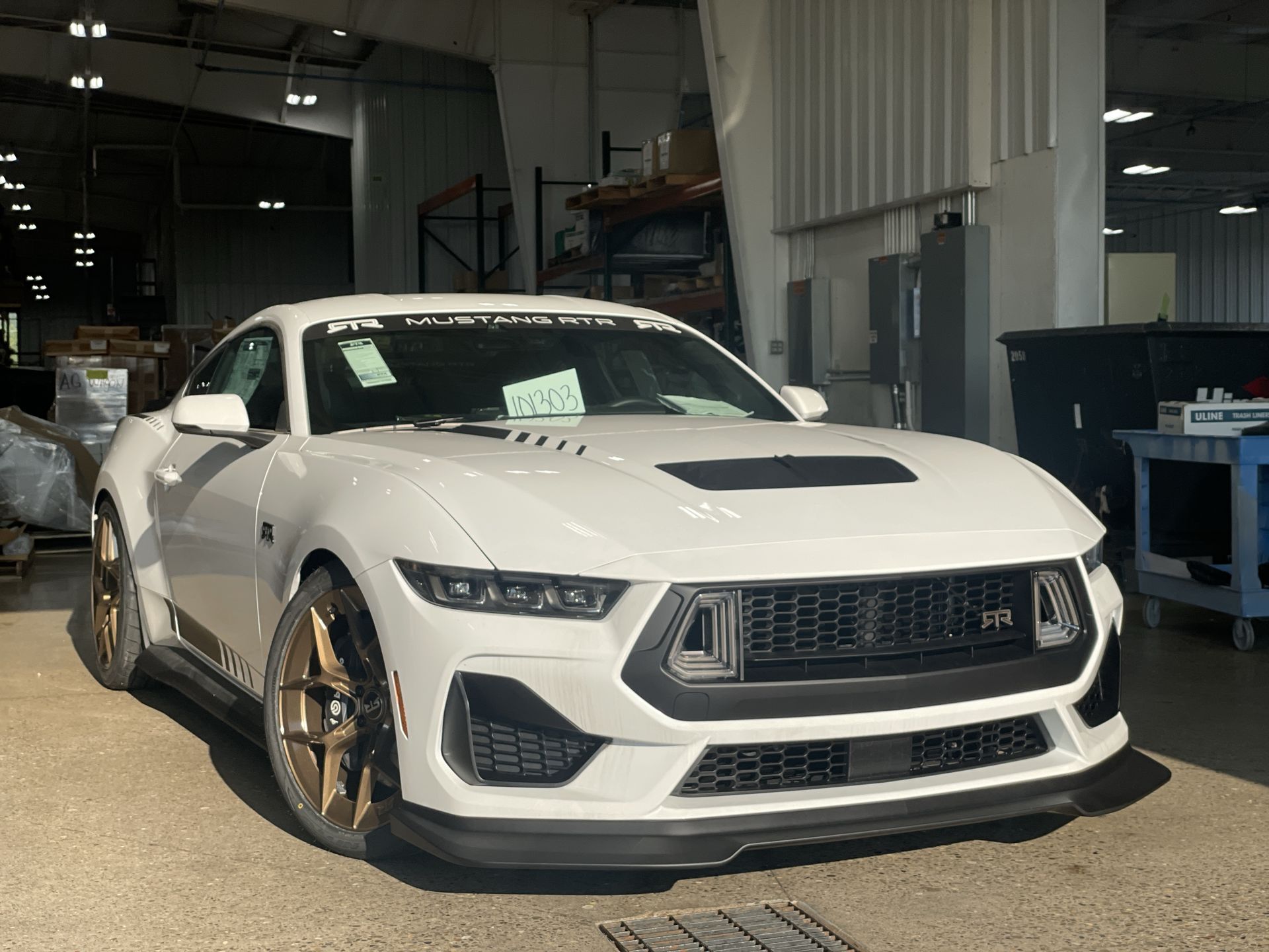 Vehicle Image 10