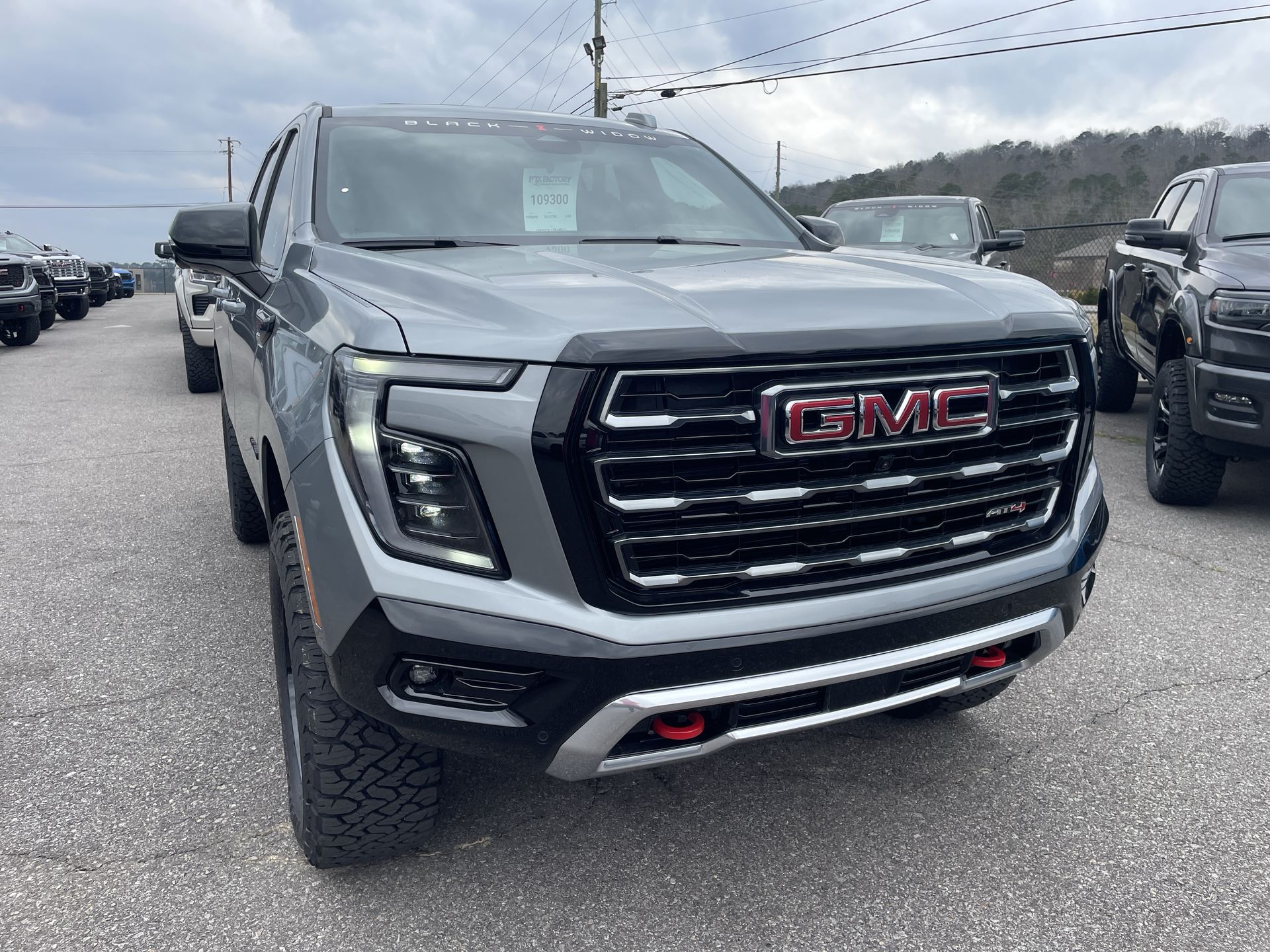Vehicle Image 10