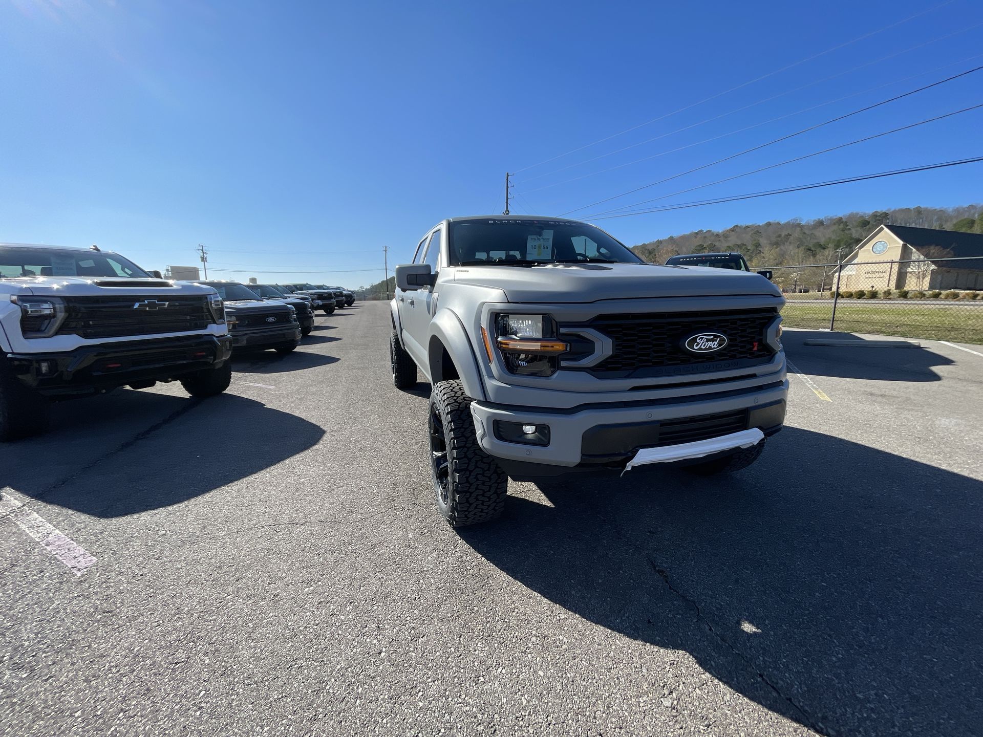 Vehicle Image 10