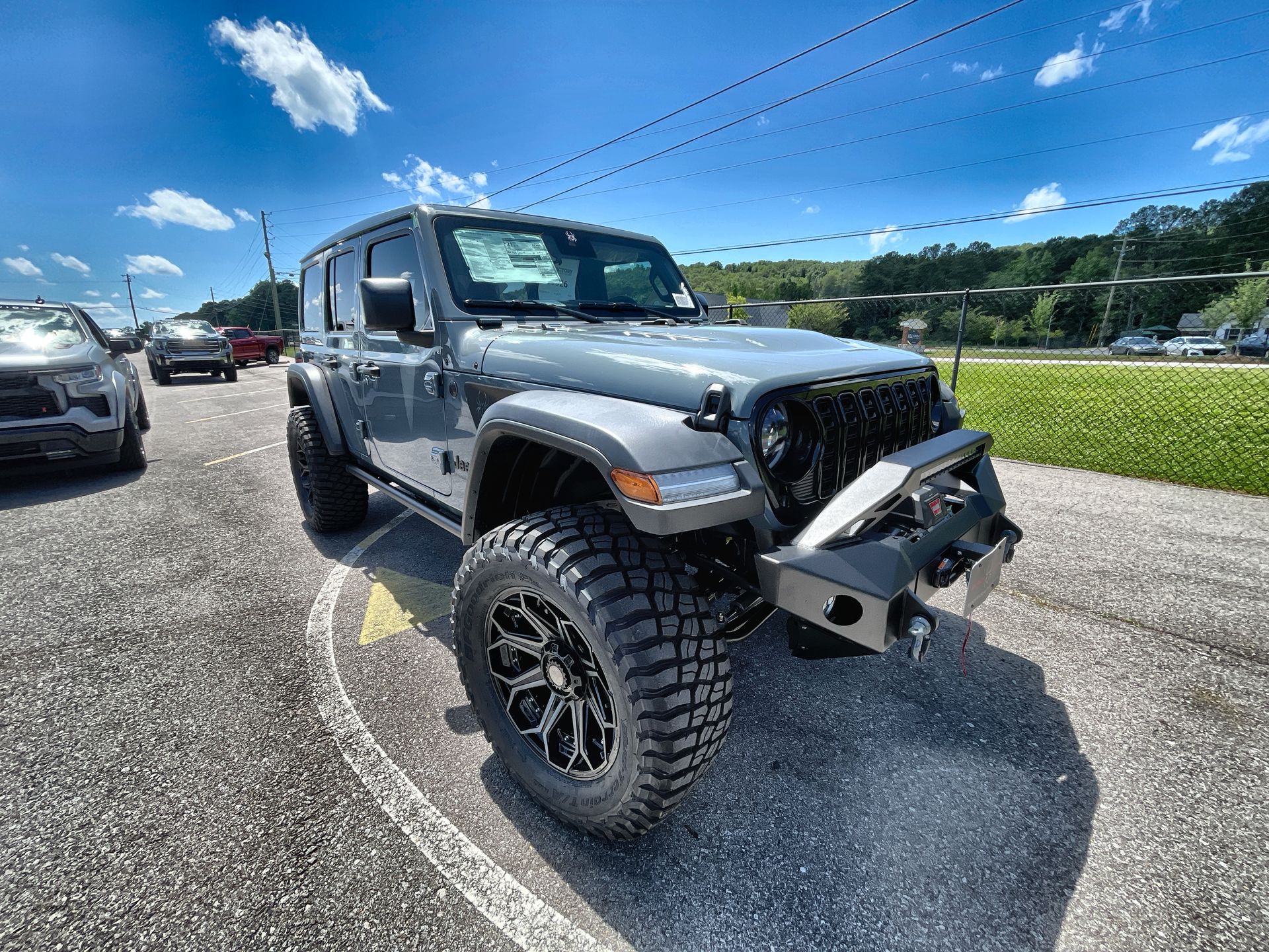 Vehicle Image 10