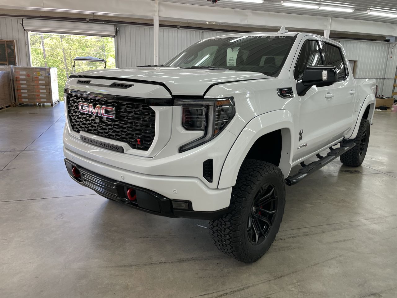 Vehicle Image 10