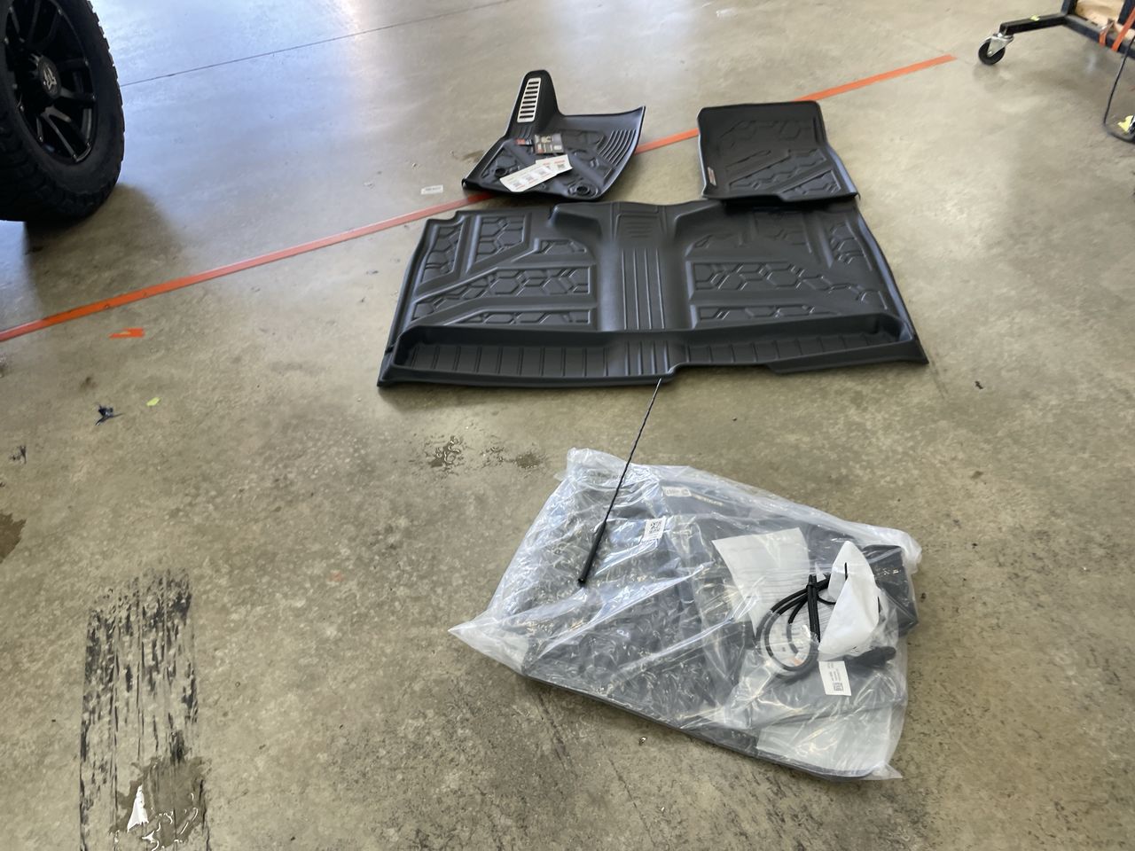 Vehicle Image 9