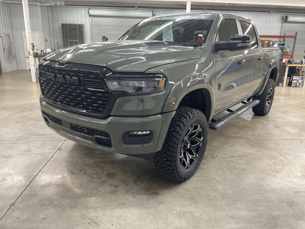 Vehicle Image 10