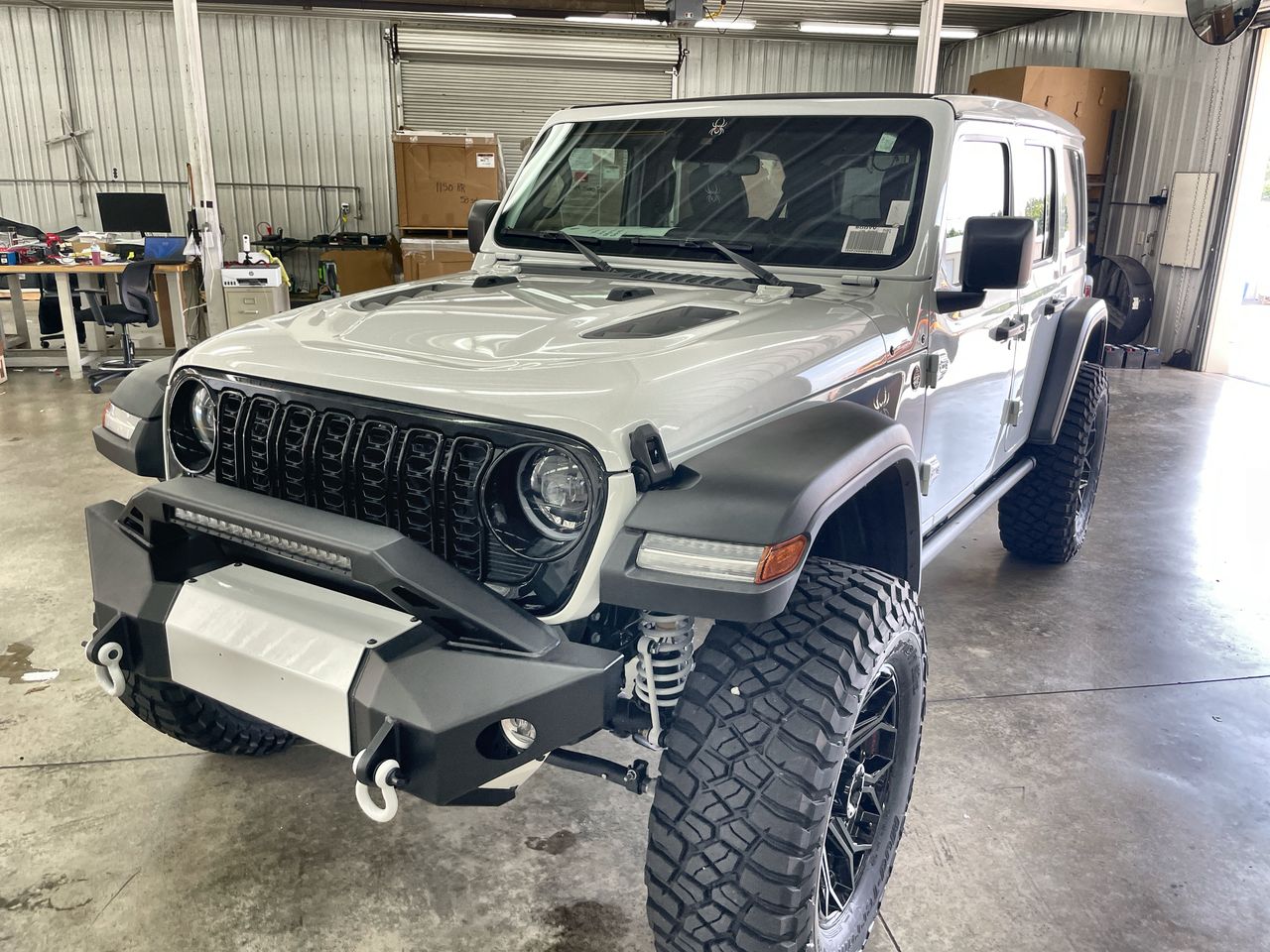 Vehicle Image 10