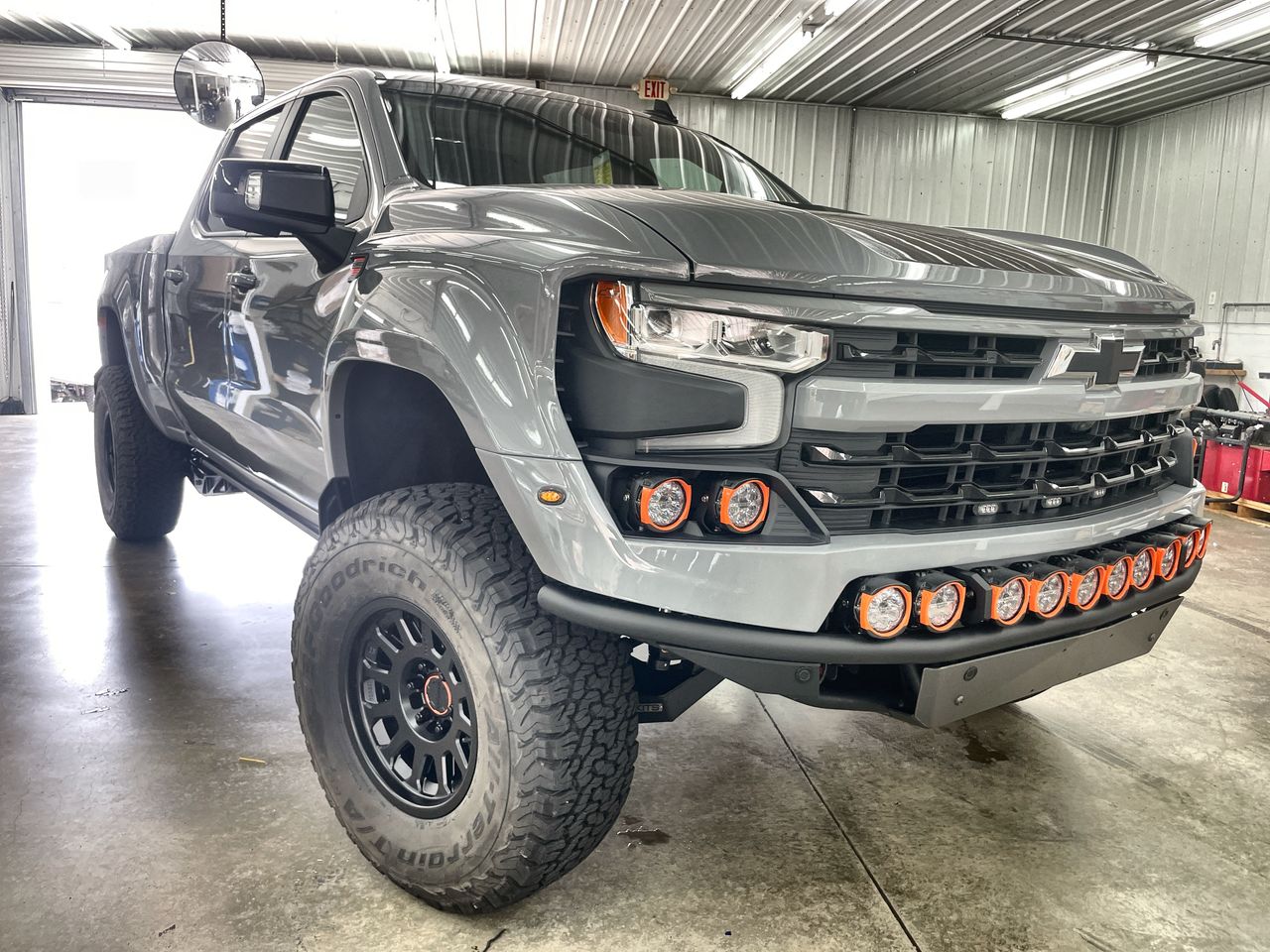 Vehicle Image 10