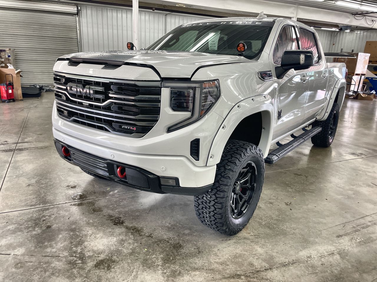 Vehicle Image 10