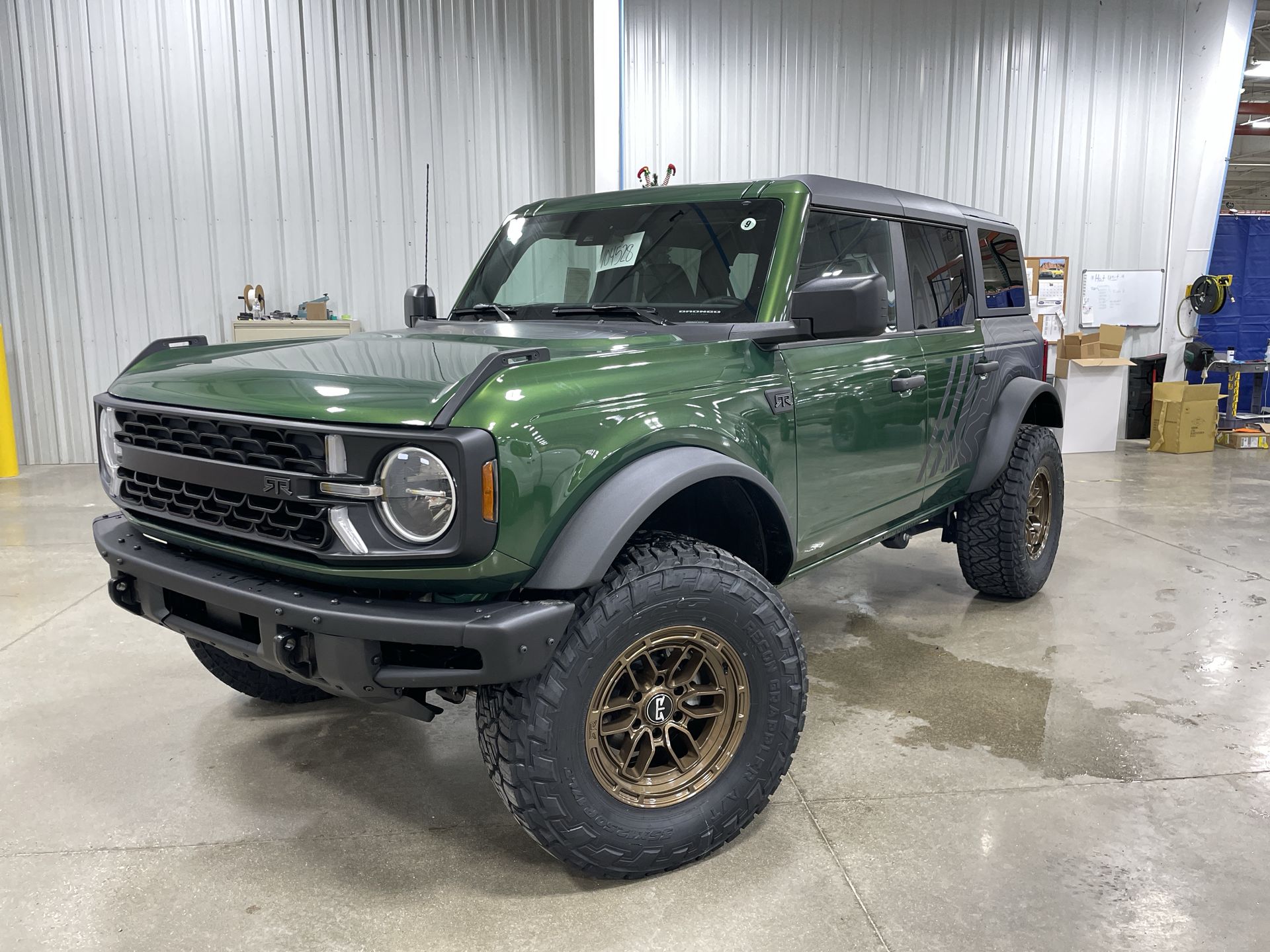 Vehicle Image 10