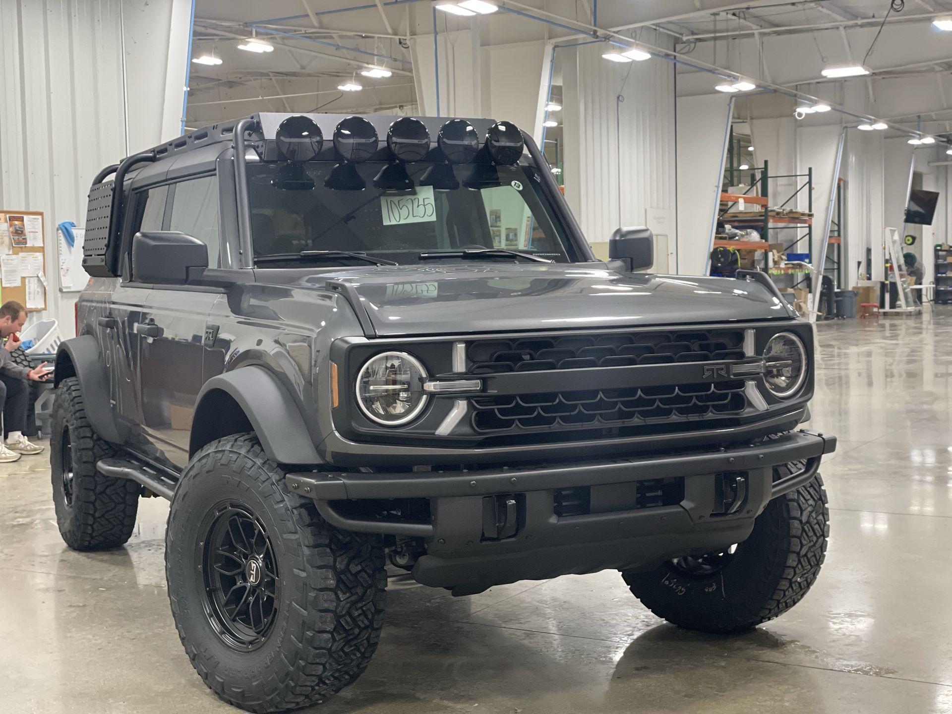 Vehicle Image 10
