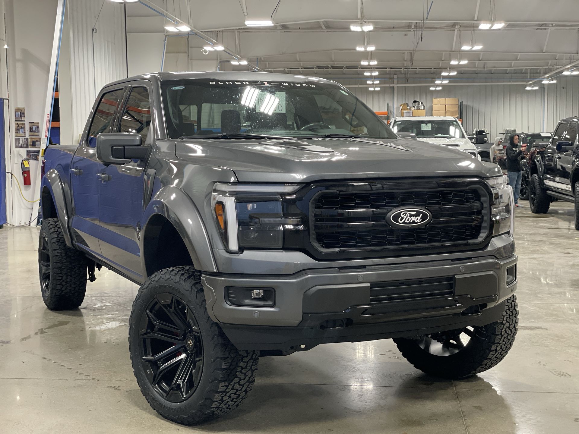 Vehicle Image 10