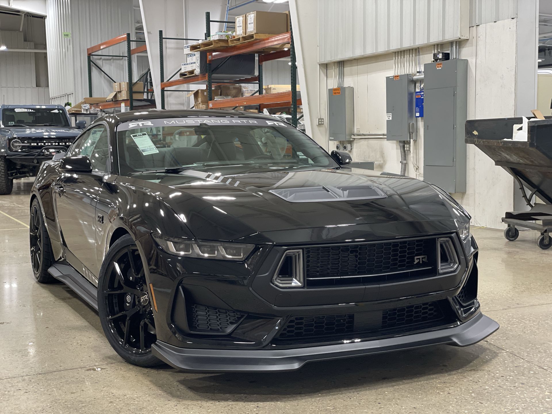 Vehicle Image 10