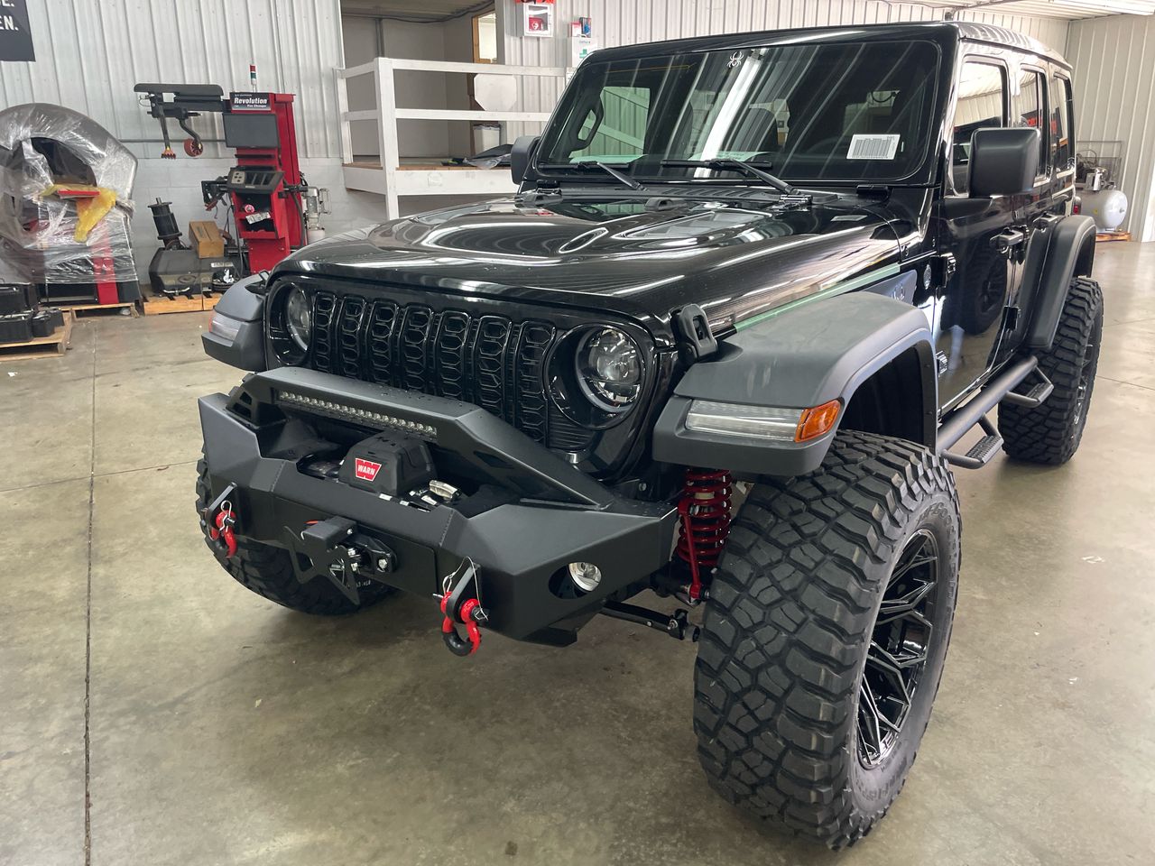 Vehicle Image 10