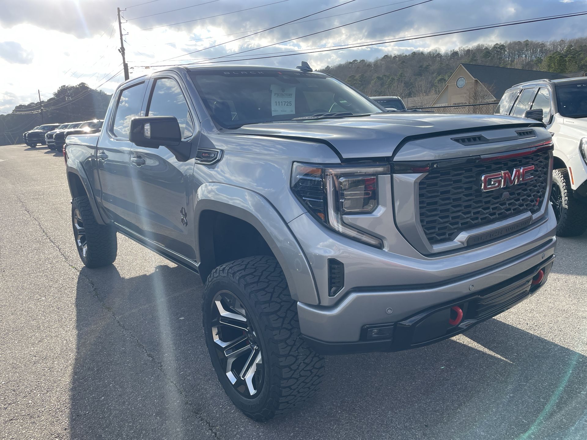 Vehicle Image 10