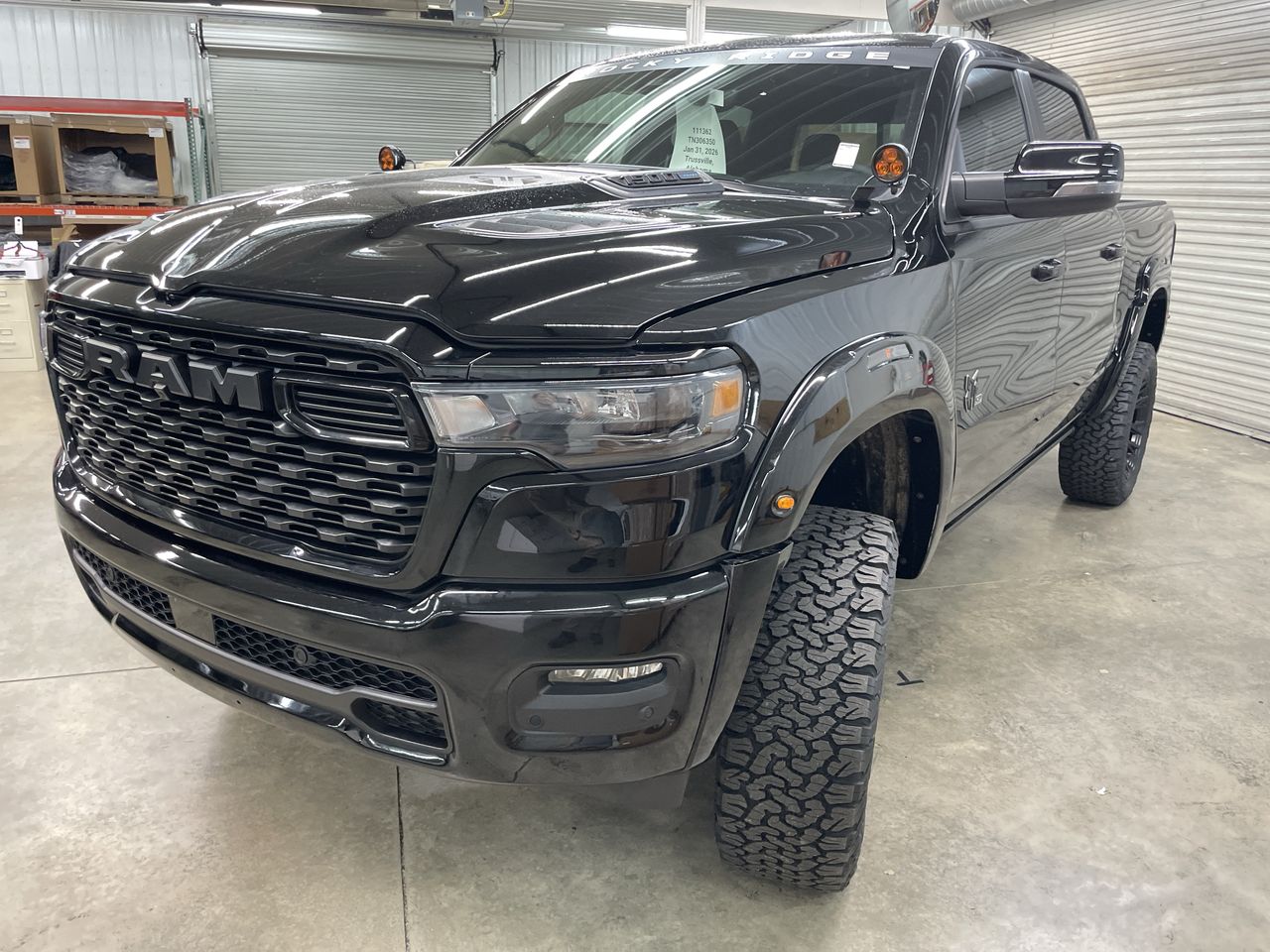 Vehicle Image 10