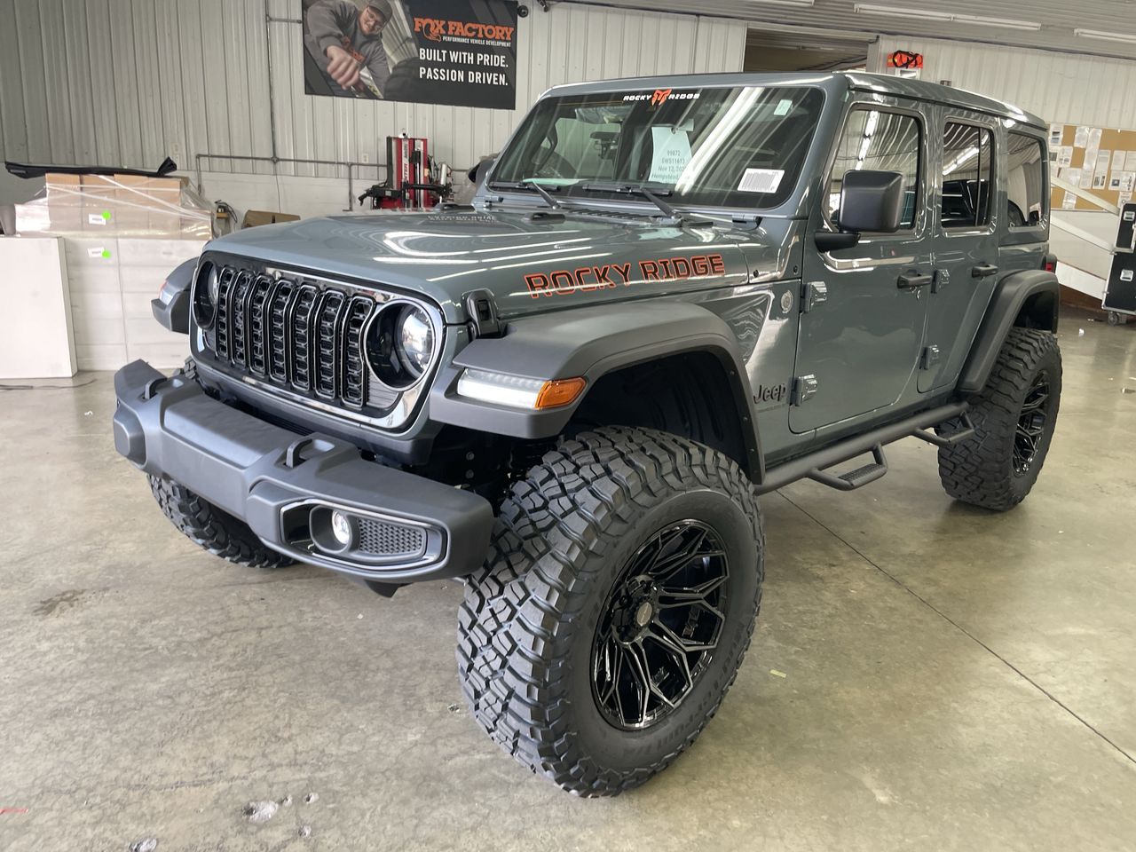 Vehicle Image 10