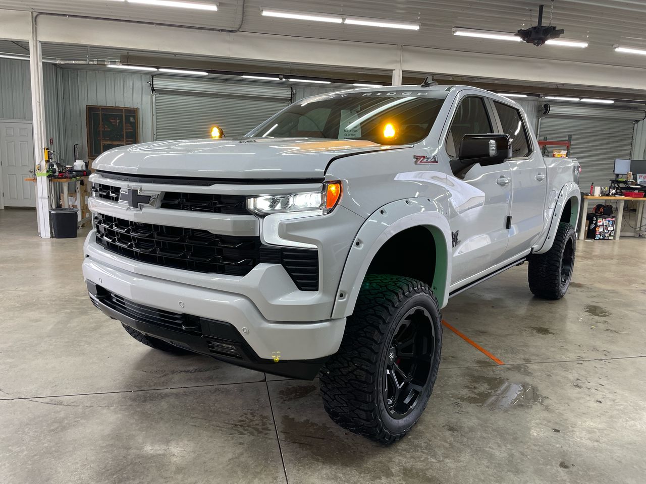 Vehicle Image 10